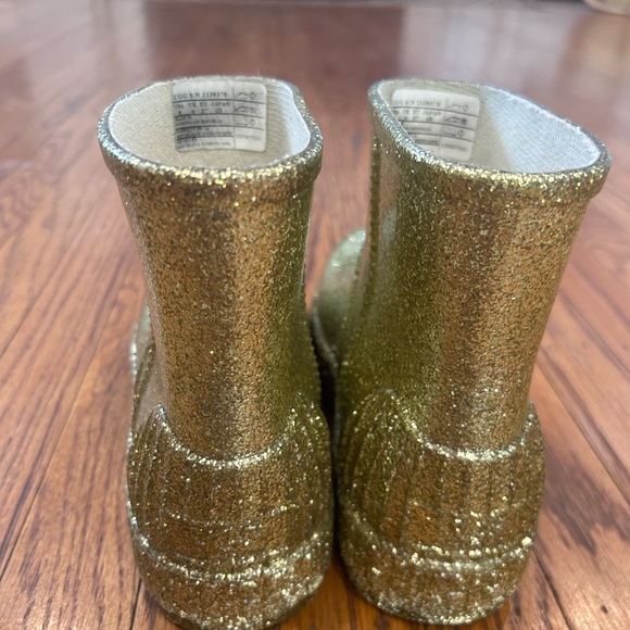 UGG Drizlita Glittery Gold Rain Boots - size 6